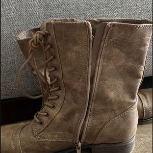 Women’s Combat Boots